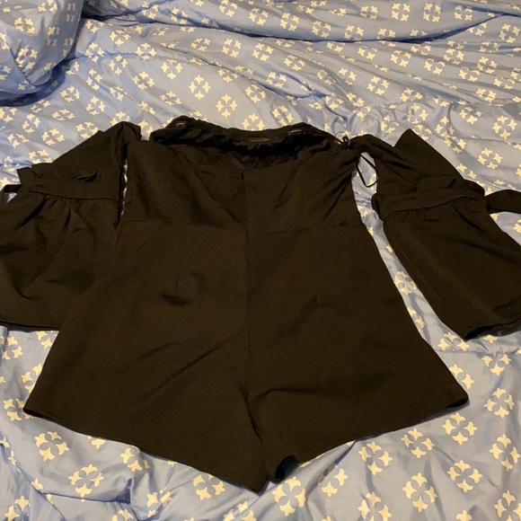 Fashion Nova Katya romper - Picture 8 of 8